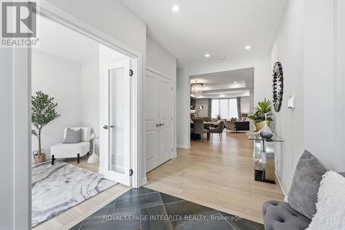 90 Coco Place, Ottawa, ON 