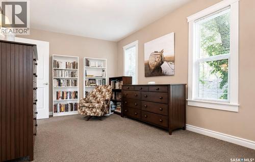 212 25Th Street W, Saskatoon, SK 