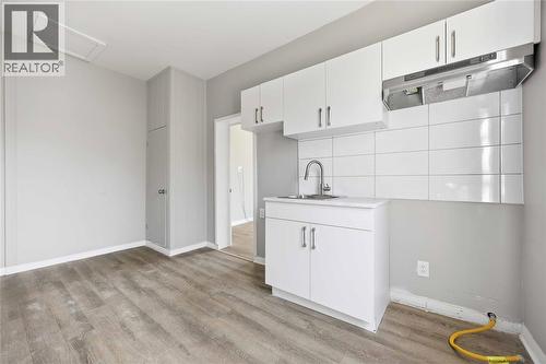 131 Margaret AVENUE Unit# 5 , Wallaceburg, Ontario N8A 2A2 5