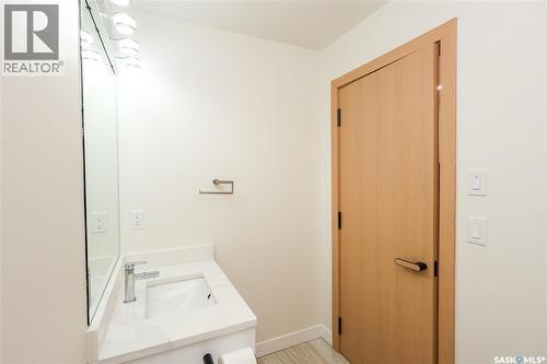 1541 Richardson Road, Saskatoon, SK - Indoor Photo Showing Bathroom