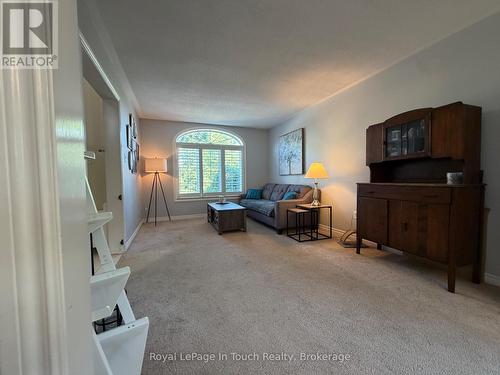 384 Keller Drive, Midland, ON 