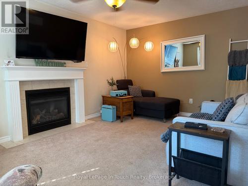 384 Keller Drive, Midland, ON 