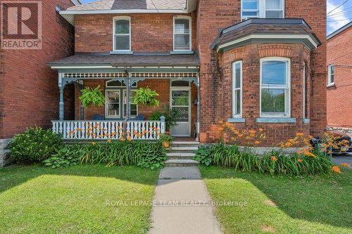 182 Fifth Avenue, Ottawa, ON 