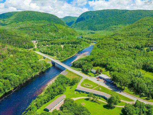 16537 Cabot Trail Road, Chéticamp, NS 