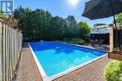40 STRATHMERE PLACE Guelph, ON N1H 5L8