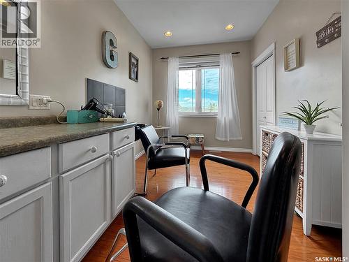 207 6Th Street W, Carnduff, SK 