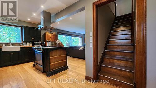 1644 Ridge Road E, Oro-Medonte, ON 
