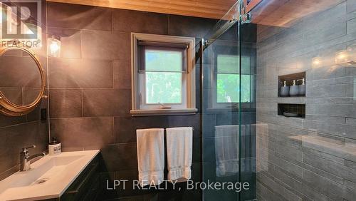 1644 Ridge Road E, Oro-Medonte, ON 