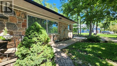 1644 Ridge Road E, Oro-Medonte, ON 