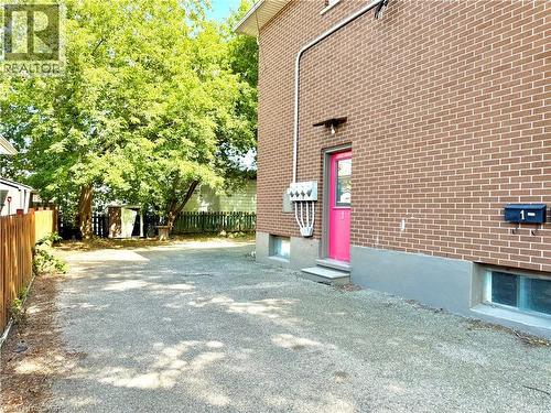 62 Bond Street Unit# 3, Kitchener, ON - Outdoor