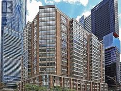611 - 44 GERRARD STREET W Toronto, ON M5G 2K2