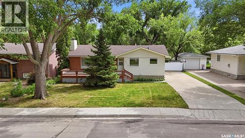 619 Murray AVENUE E  Regina, SK S4N 1K1