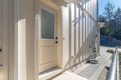 701 Madrona Pl, Langford, BC 