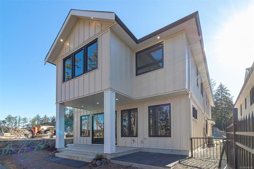 701 Madrona Pl, Langford, BC 