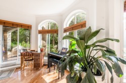 Salon - 