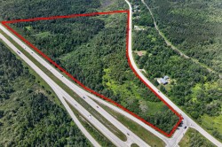 Route 112  Saint-Étienne-De-Bolton, QC J0E 2E0