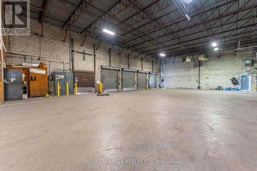 2375 Lucknow Drive, Mississauga, ON 