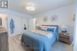 Primary Bedroom - 