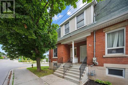 90 NEEVE STREET  Guelph (St. Patrick's Ward), ON N1E 5S1