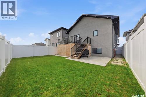 411 Schmeiser Bend, Saskatoon, SK 