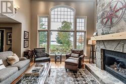 CARLING 2 W5 - 3876 MUSKOKA RD 118 HIGHWAY W  Muskoka Lakes (Medora), ON P0B 1J0