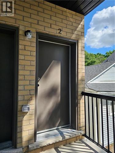 721 DOLPH Street N Unit# 2 , Cambridge, Ontario N2H 5A1