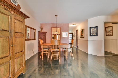 Dining Room - 2-2023 Rue Panet, Montréal (Ville-Marie), QC - Indoor Photo Showing Dining Room