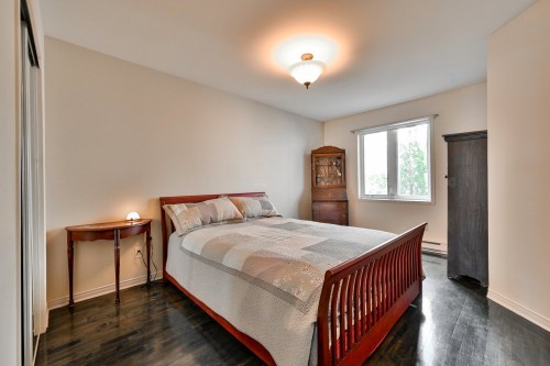 Master Bedroom - 2-2023 Rue Panet, Montréal (Ville-Marie), QC - Indoor Photo Showing Bedroom