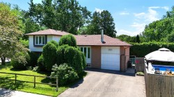 1621 Hobbs Crescent  Mississauga, ON L5J 3S1