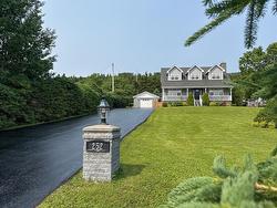 252 North Shore Highway  Gillams, NL A2H 6B9