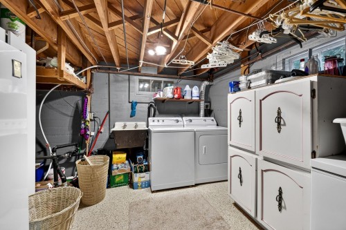 Rangement - 219 Av. Lakeview, Pointe-Claire, QC 