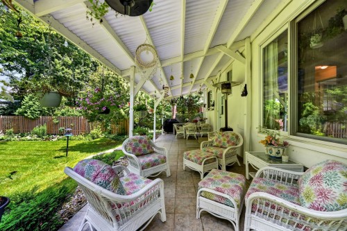 Terrasse - 219 Av. Lakeview, Pointe-Claire, QC 