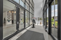 Interior - 