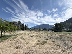 195 Hollywood Crescent  Lillooet, BC V0K 1V0