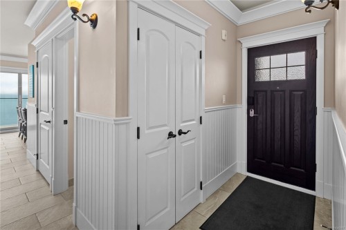 #42B-1000 Sookepoint Pl, Sooke, BC - Indoor Photo Showing Other Room