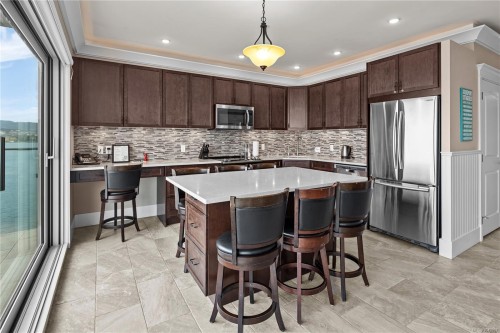 #42B-1000 Sookepoint Pl, Sooke, BC - Indoor Photo Showing Kitchen With Stainless Steel Kitchen With Upgraded Kitchen