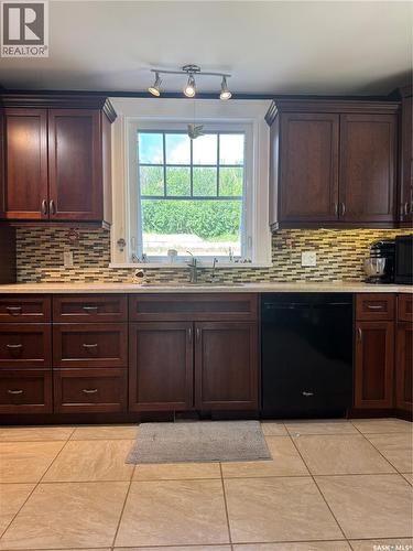 607 Barnett Drive, Fort San, SK - Indoor Photo Showing Kitchen