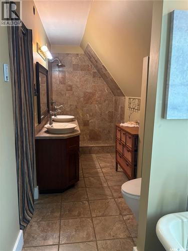 607 Barnett Drive, Fort San, SK - Indoor Photo Showing Bathroom