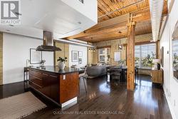 602 - 781 KING STREET W  Toronto, ON M5V 3L5