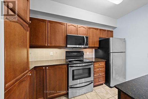 1401 - 445 Laurier Avenue W, Ottawa, ON 