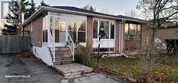 2498 HARMAN COURT  Mississauga, ON L5J 1T8