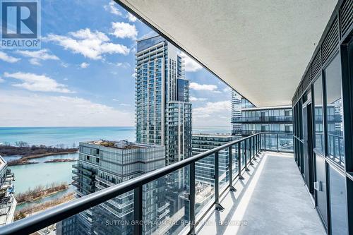 2205 - 38 Annie Craig Drive, Toronto, ON 