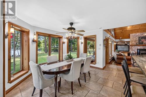 182 Lb1 Road, Rideau Lakes, ON - Indoor Photo Showing Dining Room