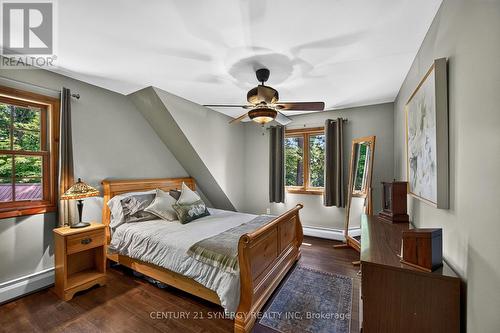 182 Lb1 Road, Rideau Lakes, ON - Indoor Photo Showing Bedroom