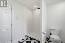 Shower in 3 pc bath - 