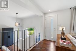 Front door and side door + direct  from garage - 