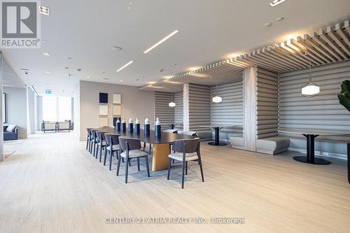 1810 - 2020 Bathurst Street, Toronto, ON 