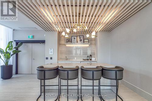 1810 - 2020 Bathurst Street, Toronto, ON 