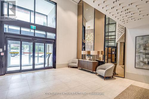 1810 - 2020 Bathurst Street, Toronto, ON 