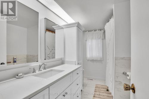 37 Sample Road, Ottawa, ON 
